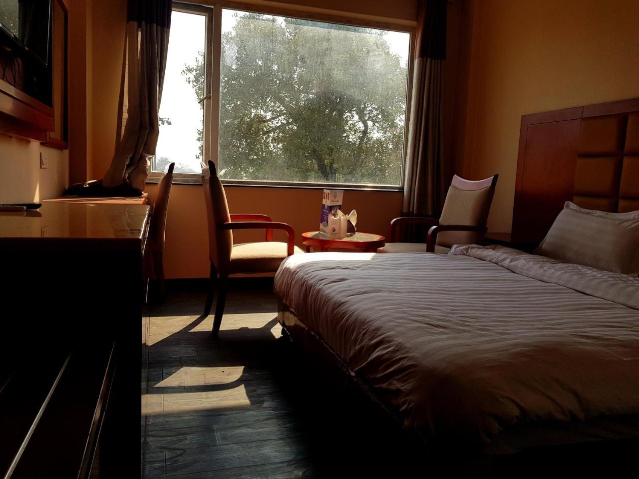 Hotel Blue Lagoon Haridwār Zewnętrze zdjęcie